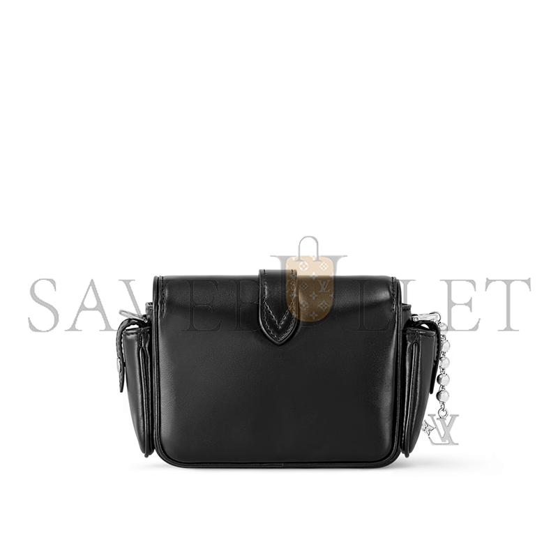 LOUIS VUITTON CARGO WEARABLE WALLET M13989 (23*14*10cm) LOUIS VUITTON CARGO WEARABLE WALLET M13989 (23*14*10cm)